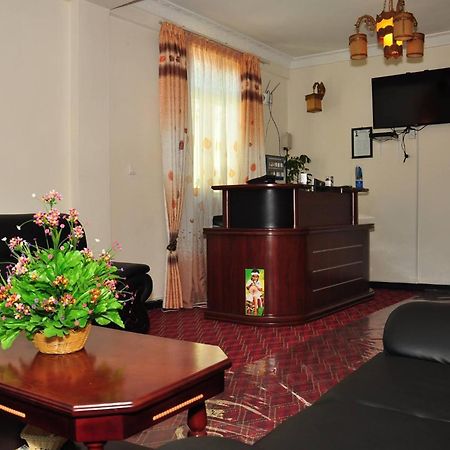 Keba Guest Inn Addis Ababa Ngoại thất bức ảnh