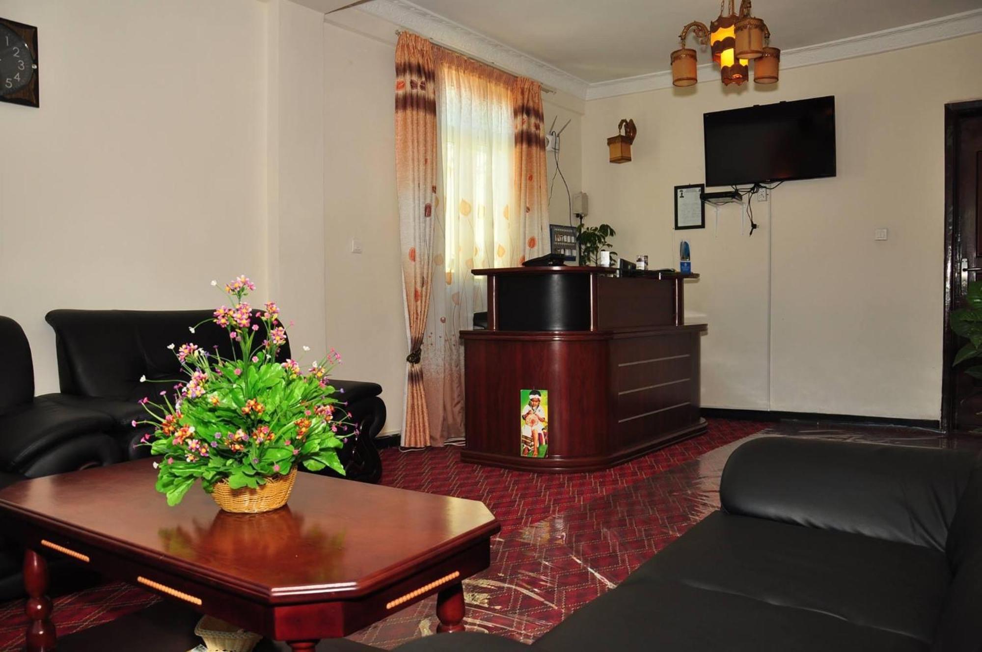 Keba Guest Inn Addis Ababa Ngoại thất bức ảnh